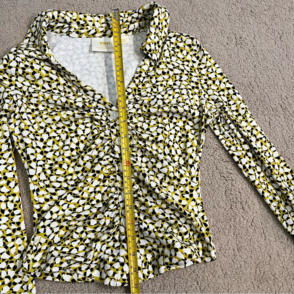 Maeve Ruched Button Down Floral Top - Picture 7 of 8